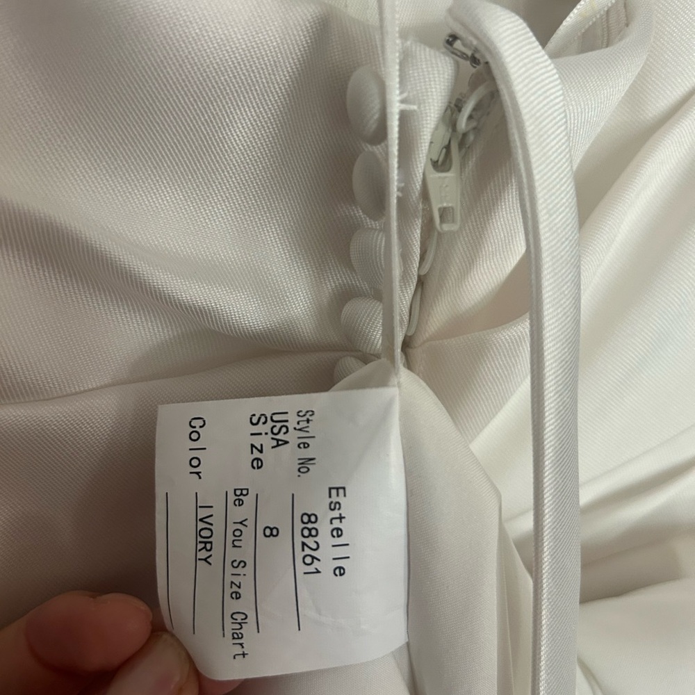 Elegant White Strapless Dress - Picture 3 of 12